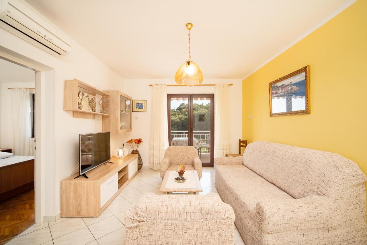 Apartmani Zlata Rabac Exterior photo
